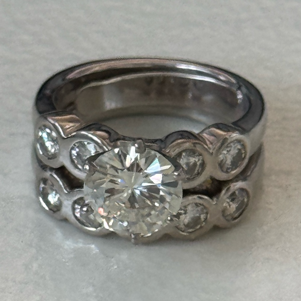14k Solid White Gold Moissanite Ring - image 2